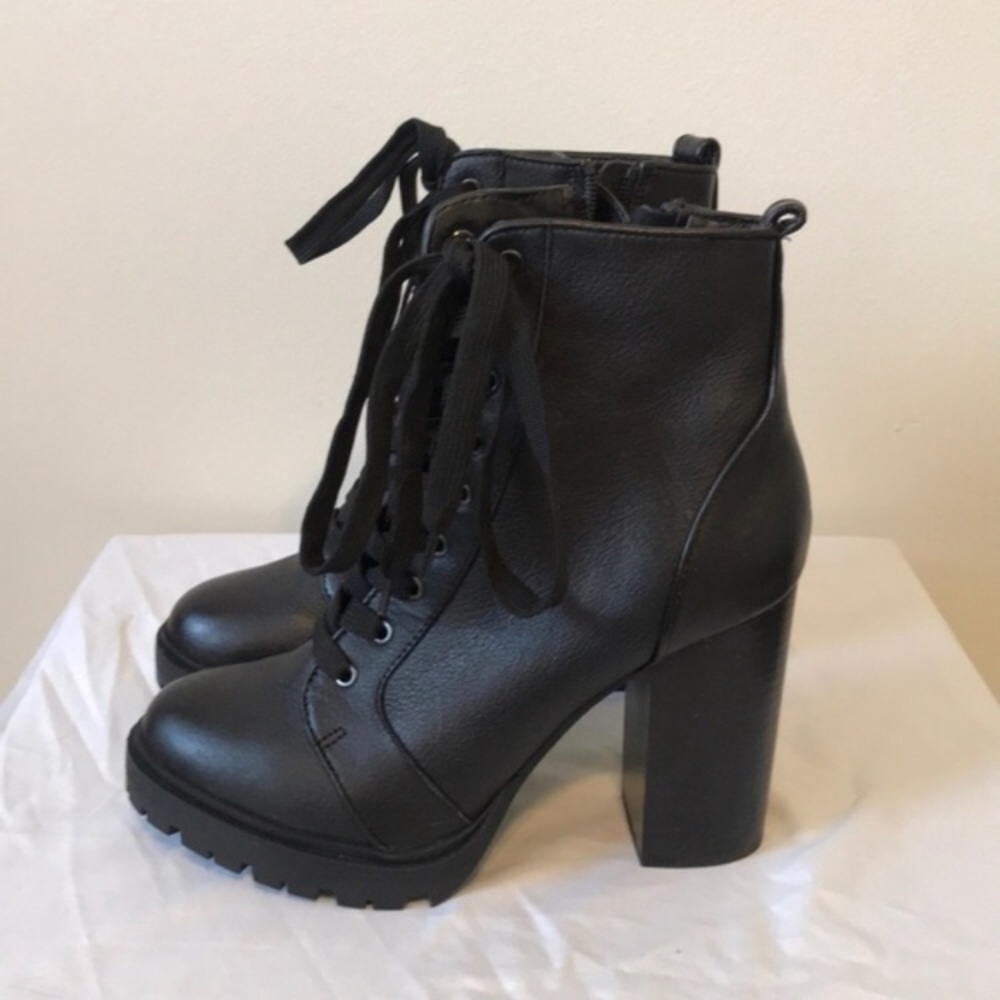 Steve Madden Laurie Heeled Combat Boots Size 8